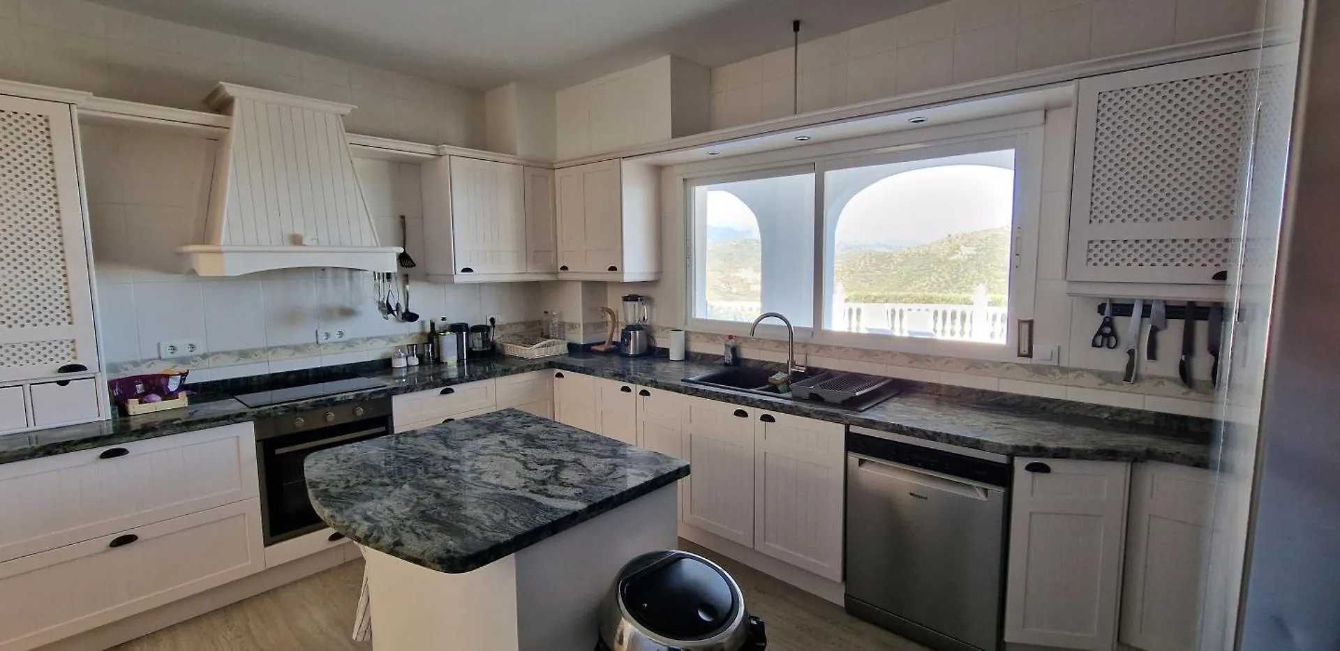 Villa Tranquila Arenas  Holiday home Arenas (Malaga)